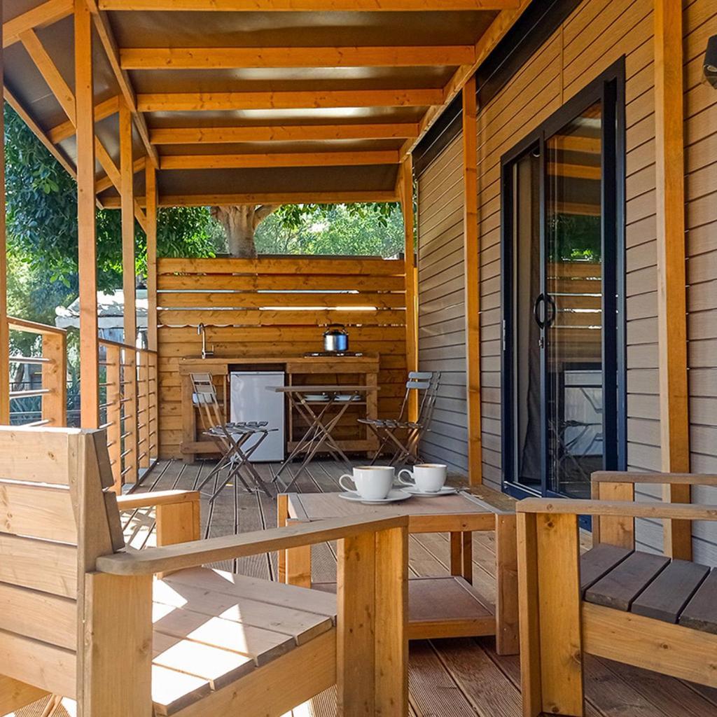 Il Pampaleone Glamping And Resort 阿奇雷亚莱 外观 照片