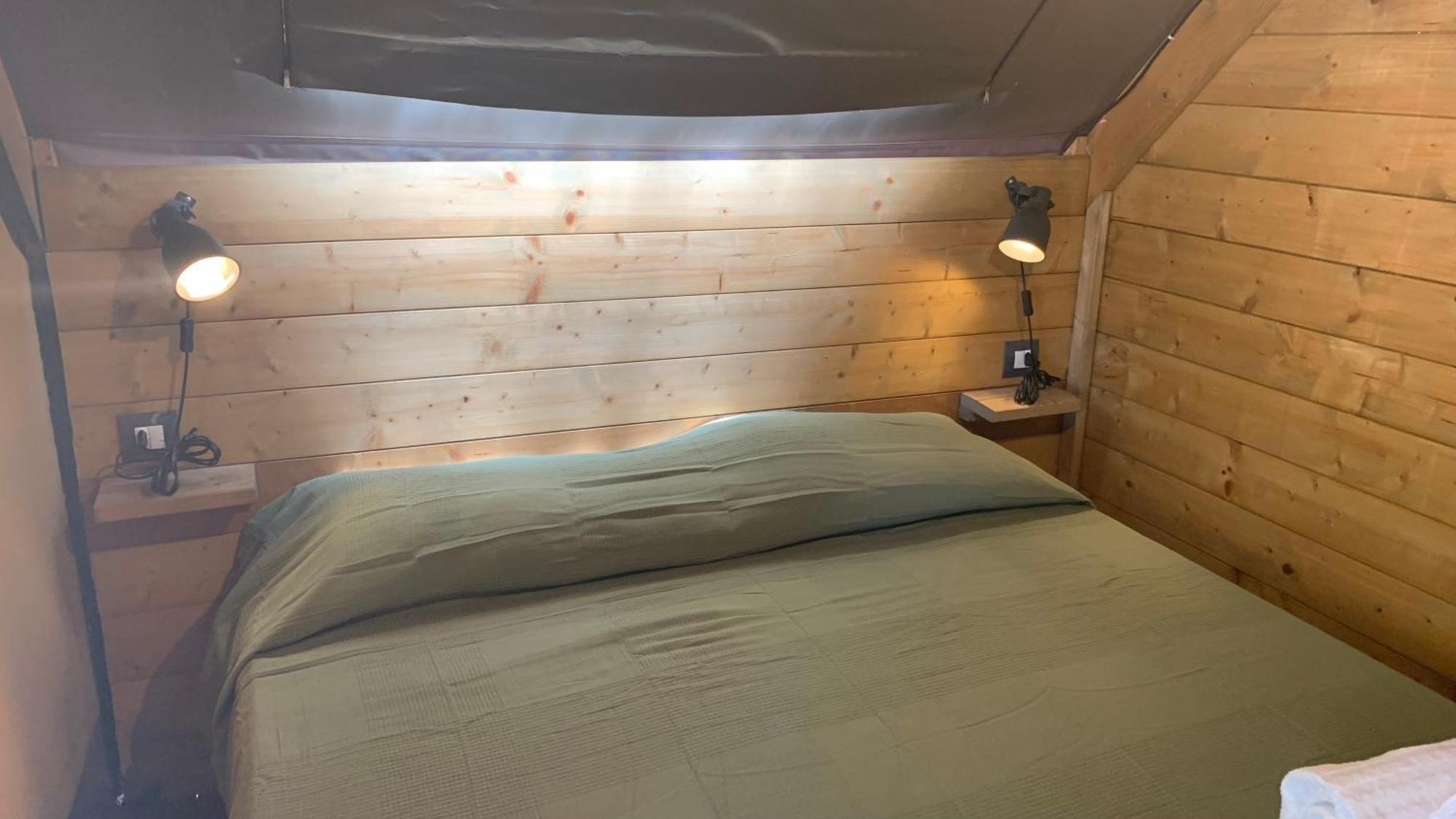 Il Pampaleone Glamping And Resort 阿奇雷亚莱 客房 照片